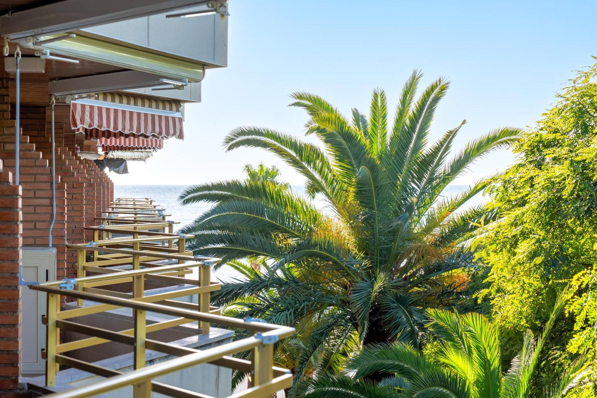 Appartement Cambrils Front De Mer Eksteriør billede